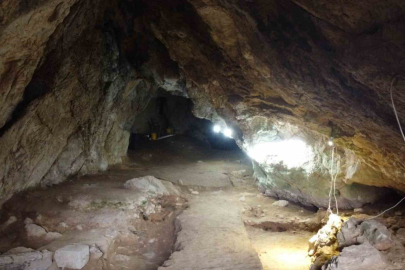 Bilecik Gedikkaya Mağarası'nda 16 Bin Yıllık Heykelcik Bulundu