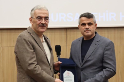 Bir Yılda 3 Bin 766 Ameliyat: Bursa’da Doktordan Rekor Başarı