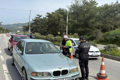 Bodrum’da Bayram Yoğunluğu Başladı: 24 Saatte 25 Bin Araç Giriş Yaptı
