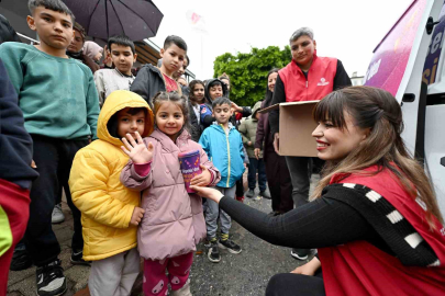 Mersin'de 60 Bin Çocuğa 'Şah Mat' Dedirten Bayram Hediyesi