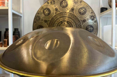 Şehrin Kaosuna Asırlık Reçete: Frekanslarla Ses Terapisi