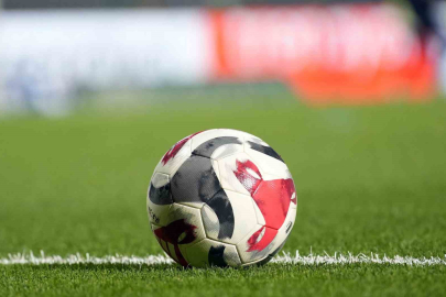 Süper Lig'de Nefesler Tutuldu: Çifte Derbi Haftası Başlıyor