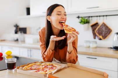 Hızlı Yemek Yemek Sağlığınızı Tehdit Ediyor