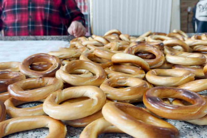 Rize’de Bayram İkramı Gündem Oldu: Bu Simit Neden Farklı?