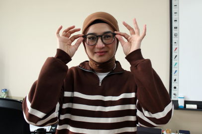 Şükran'ın Zirve Yürüyüşü: Yüzde 50 Görmeyle Dağları Aştı!