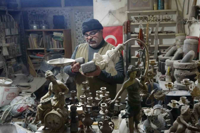 Kilis'in Son Efsanesi: Bayramda Bile Taşa Hayat Veren Ökkeş Usta!