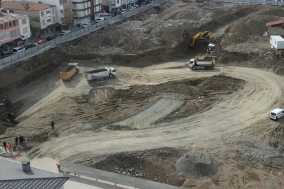 Erzincan Merkez Çarşısı'nda Kentsel Dönüşüm Hafriyatla Hızlandı