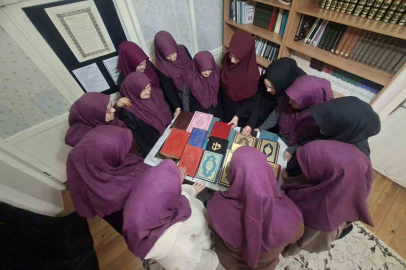 Alaplılı Kadınlardan Afrika'ya 1200 Kur'an-ı Kerim Desteği