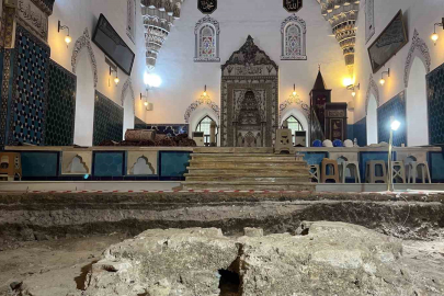 Bursa'da Restorasyonda 600 Yıllık Havuz ve Kanal Bulundu