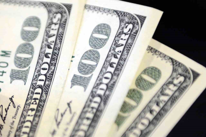 Serbest Piyasada Dolar 44,45, Euro ise 51,38 TL'den Güne Başladı