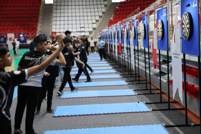 Erzincan'da Şehit Eren Bülbül Dart Şampiyonası Başladı