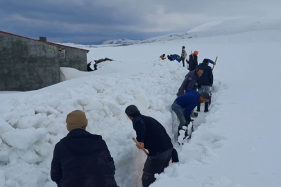 Doğubayazıt'ta Sel Riskine Karşı İmece Usulü Önlem