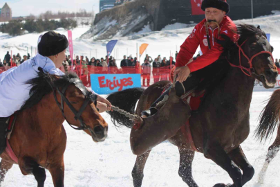 Türkiye'nin İlk Kökbörü Oyunları Erciyes'te Düzenlendi