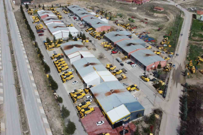 Yerköy'de Biçerdöverlerin Hasat Öncesi Bakım Mesaisi