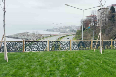 Rize Pazar'da Tünel Üstündeki Kız Kalesi Parkı Açıldı