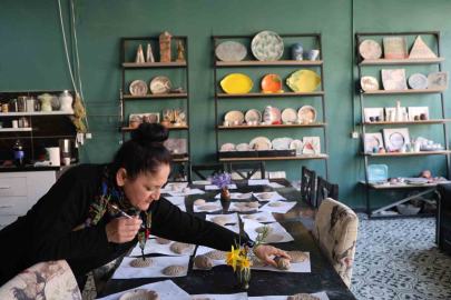 Adana'da Yükümlülerden Karnavala Özel Seramik Eserler