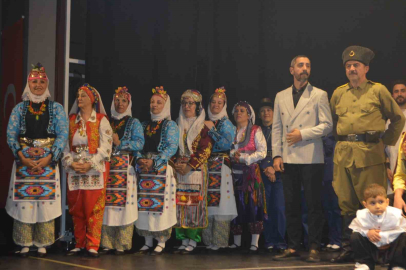 Ayvalık'ta Öğretmenlerin Çanakkale Dans Tiyatrosu Büyüledi