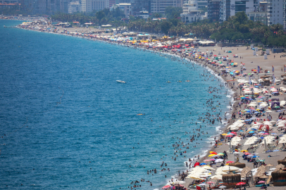Savaş Turizmi Vurdu: Akdeniz'de En Güçlü Alternatif Türkiye