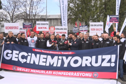 Ankara’da Memurlardan Dikkat Çeken Eylem: “Geçinemiyoruz”