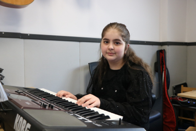 Kanseri İki Kez Yenen Zeynep'ten Umut Dolu Pembe Parti