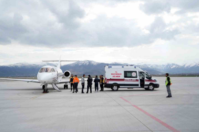 Muş'tan Ankara'ya 2 Günlük Bebek İçin Ambulans Uçak Havalandı