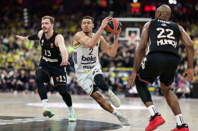 Euroleague'de Hüsran: Fenerbahçe ve Efes'ten Kötü Haber