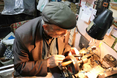 Sivas’ta 84 Yaşında Zanaat: Kendi Makinesiyle 55 Yıldır Anahtar Yapıyor