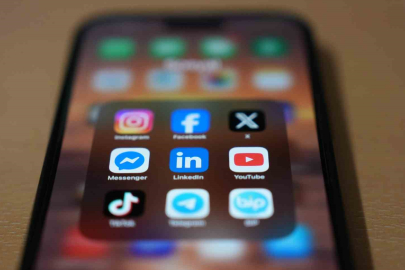 Sosyal Medyada Sembolik Temsilcilik Cari Açığı Büyütüyor