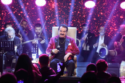 İbrahim Tatlıses Enfeksiyon Nedeniyle Yoğun Bakıma Alındı