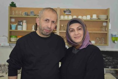 Hendek'te Çay Ocağı İşleten Çiftin 15 Yıllık Ekmek Mücadelesi