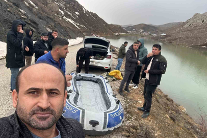 Konya'da Göle Dönen Yayla Yolunda Botlu Ulaşım Keyfi