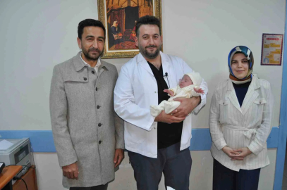 11 Yıllık Hasret Bitti: Afşin'de Riskli Ameliyatla Anne Oldu