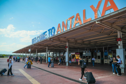 Antalya Havalimanı İlk 3 Ayda 3 Milyonu Aşkın Yolcuyu Ağırladı