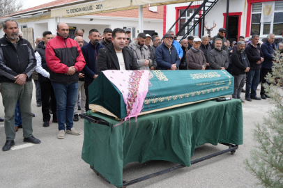 Bir anne daha hayattan koparıldı: Erzincan’da yürek yakan veda