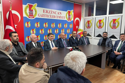 Karaman, Erzincan'daki Yatırımları Gazetecilere Anlattı