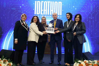 "Ailevi Değerlerin Muhafazasını Bir Milli Güvenlik ve Beka Meselesi Olarak Görüyoruz"