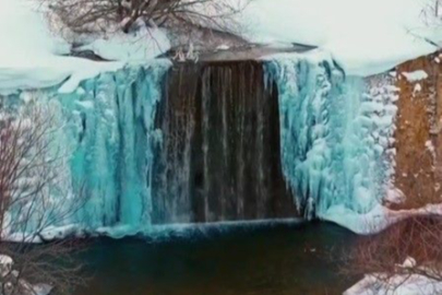 Erzincan’da derelerin buzu çözülüyor, don ve çığ uyarısı yapıldı