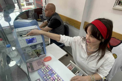 Döviz Bürosunda Dalgınlık: 400 Euro Yerine 500 Euro Ödedi