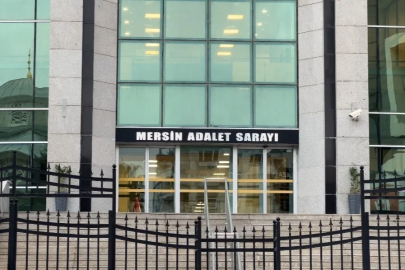 8 İldeki FETÖ Operasyonunda 19'u Kamu Görevlisi 43 Gözaltı