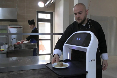 Trakya Üniversitesi'nde Robot Garson Dönemi Başladı