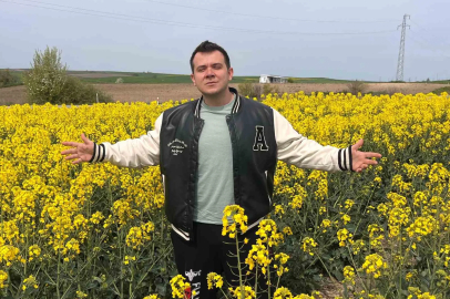 Hayrabolu Ovası Sarıya Boyandı: Kanola Çiçek Açtı