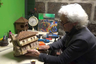 Rize'de Ahşap Maket Ustası: "Hobilerimle Tedavi Oluyorum"