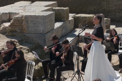 Perinthos Tiyatrosu 2 Bin Yıl Sonra Maarif Korosuyla Yankılandı