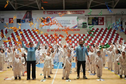 Öğretmene El Kalkmaz: Muş'ta Karatecilerden Anlamlı Mesaj