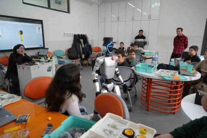 Türkiye'nin Nüfusa Kayıtlı İlk Robotu CANİKMAN Sahada