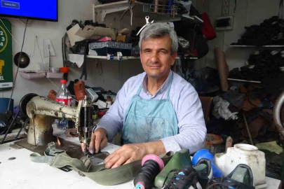 6 Yaşında Çırak Olarak Başladı, Depremden Sonra Prefabrikte Yeniden Var Oldu