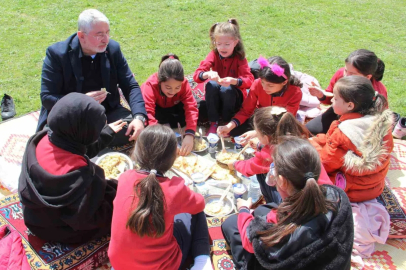Çocuklar topladı, kazanlar kaynadı: Çiğdem aşı birleştirdi