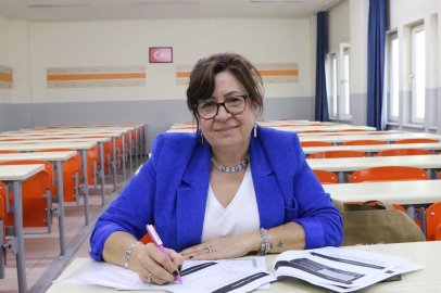 'Kızlar Okumaz' Denilen Berrin Özen 36 Yıl Sonra Üniversiteli Oldu