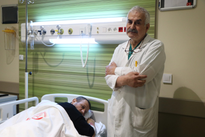 40 Yıllık Tecrübesiyle Yanık Hastalarına Şifa Dağıtıyor