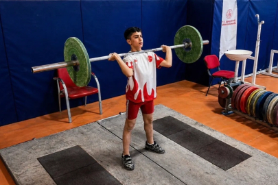Azim ve Disiplin: 12 Yaşında Türkiye Şampiyonu Oldu